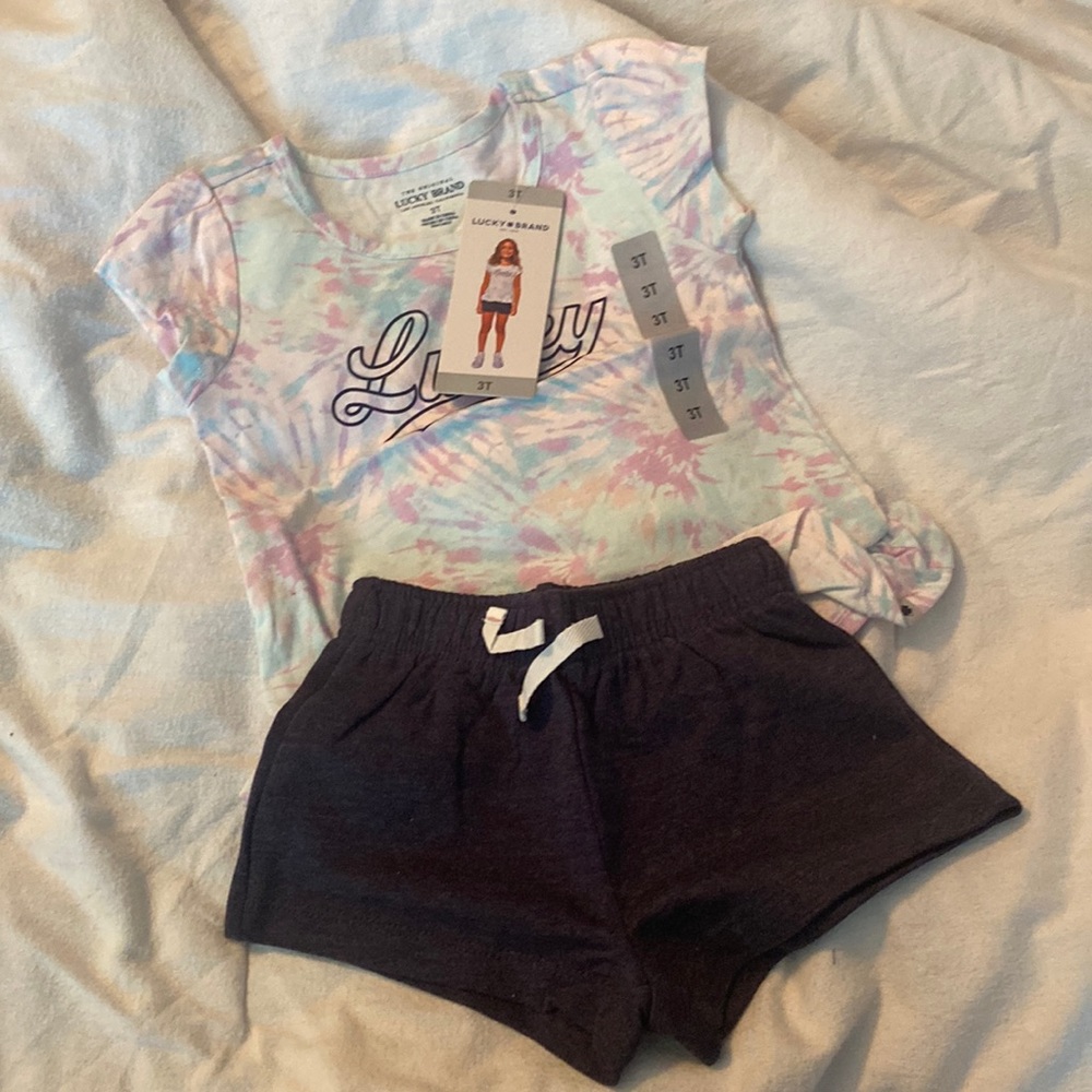 Shorts and top set